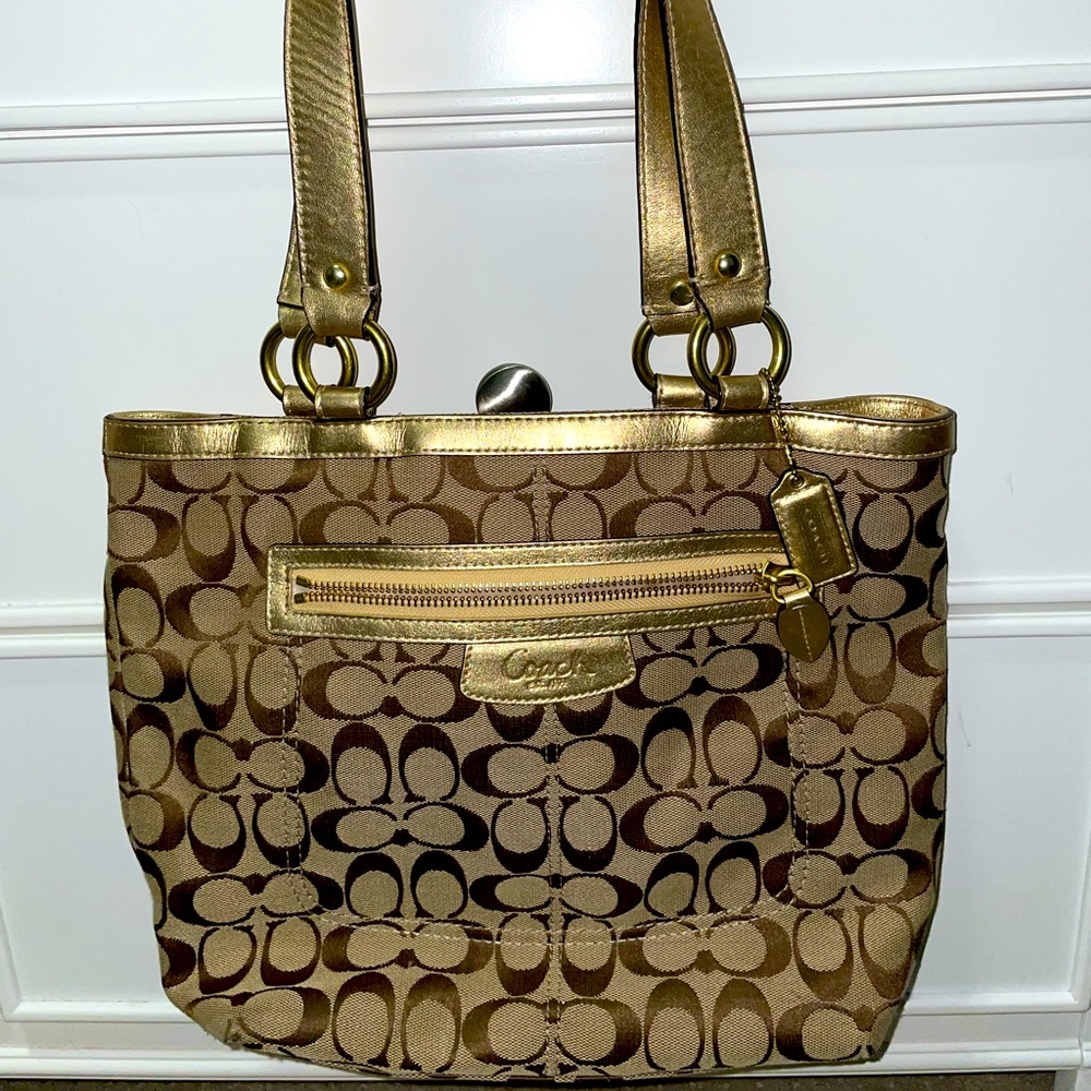 Coach Tote (Great Condition)